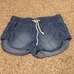 Light weight denim shorts